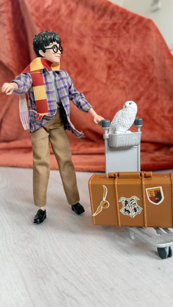 Harry Potter pop met Hedwig en koffer, Ophalen, Zo goed als nieuw, Jongen of Meisje