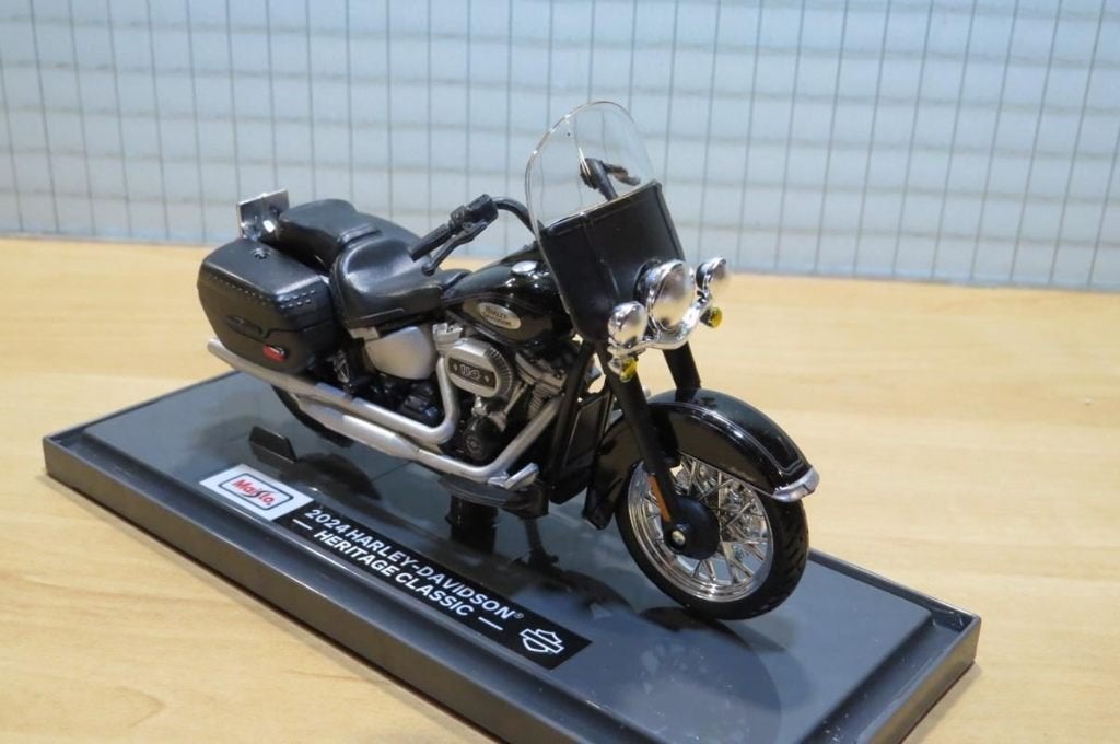 Harley Davidson 114 Heritage Classic 2024 1:18 (n151), MayCheong, Maisto, Nieuw, Ophalen of Verzenden
