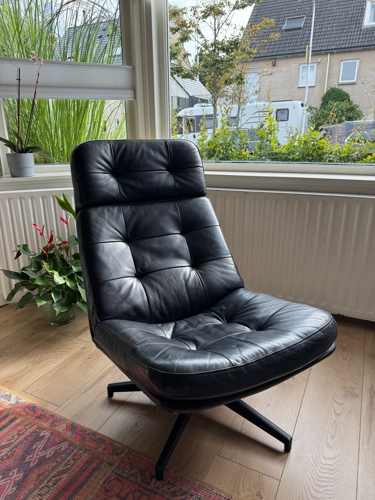 IKEA havberg leren fauteuil - Zwart draaibaar, Huis en Inrichting, Fauteuils, Ophalen of Verzenden, Gebruikt, Leer, 75 tot 100 cm