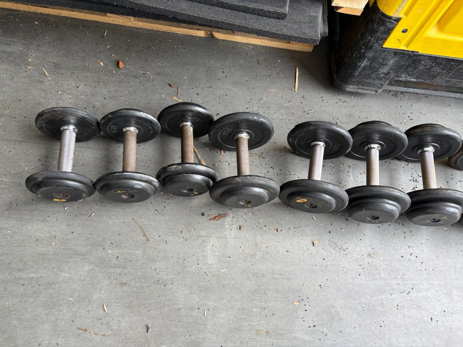 Rubberen dumbbells 4-11 kg beschadigd dumbbell gewichten, Ophalen, Dumbbell, Gebruikt, Gewichten