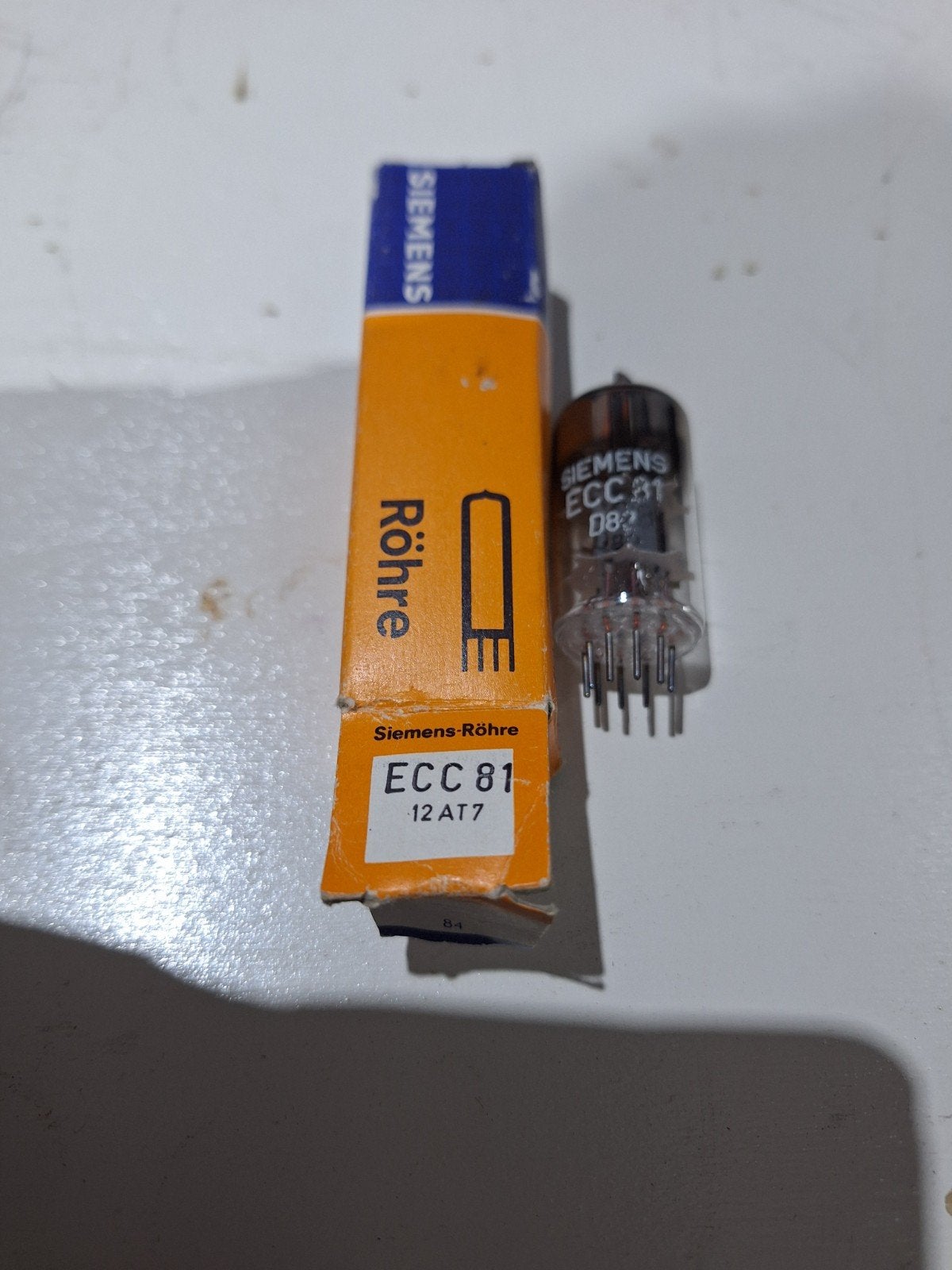 Siemens ECC 81 / 12AT7 vacuümbuis - Nieuw in doos, Ophalen of Verzenden, Nieuw
