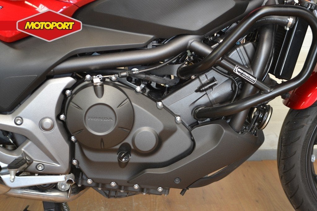 Honda NC 750 S (bj 2014), Dorneveld 180-184
B-1731  Zellik, BE, Honda Motor Europe, Gebruikt, Bedrijf