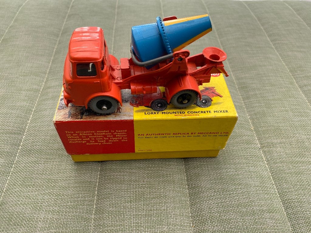 Dinky Supertoys 960 - Albion Chieftain Betonmolen met  doos, Ophalen of Verzenden, Gebruikt, Auto, Dinky Toys