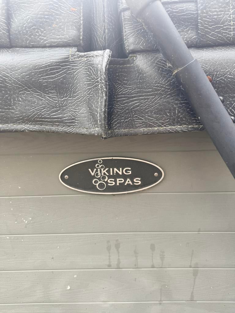 Viking Spas Jacuzzi gebruikt, Tuin en Terras, Bubbelbaden en Hottubs, Ophalen of Verzenden, Gebruikt, Afdekzeil, Vast