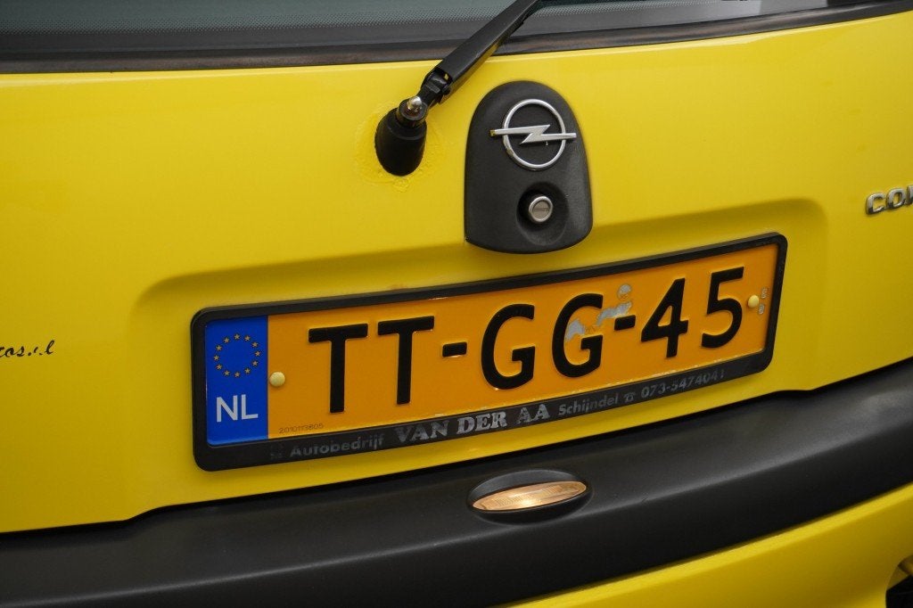 Foto 14 van Opel CORSA 1.0I-12V CITY HB 3-Drs YOUNGTIMER!! Lage km-Stand
