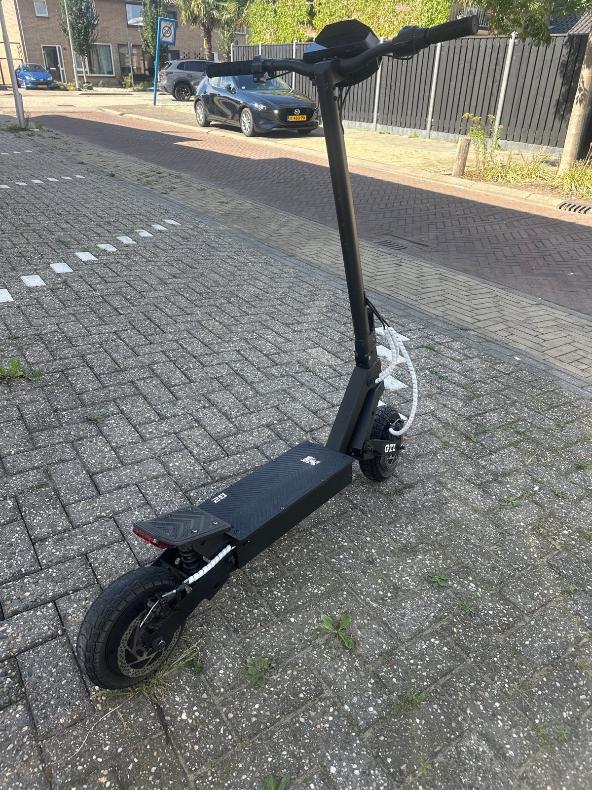 Kukirin G2 Elektrische Step - Mat Zwart, 880km, 55km/u, Fietsen en Brommers, Ophalen of Verzenden, Zo goed als nieuw, Elektrische step (E-scooter)
