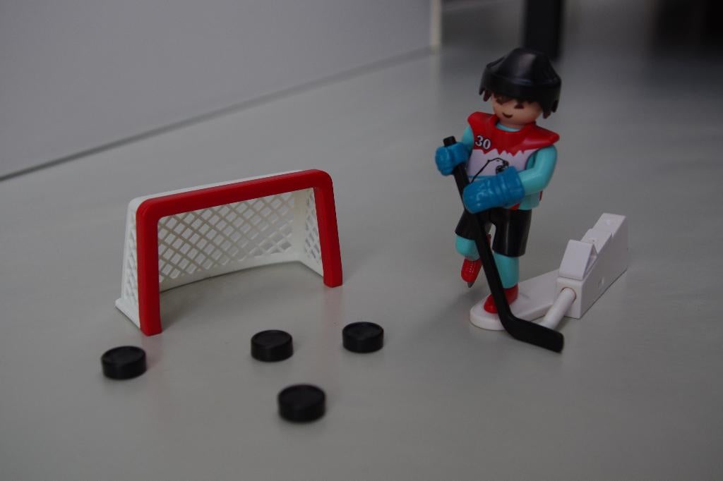 Playmobil IJshockeyspeler (5383), Ophalen of Verzenden, Zo goed als nieuw, Complete set