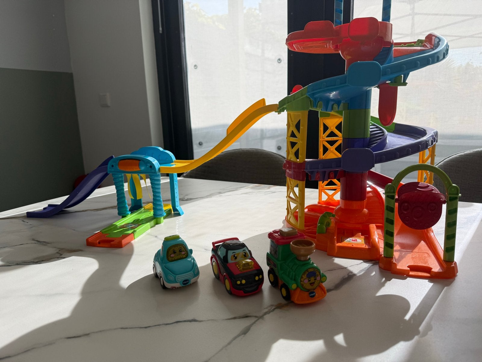 VTech Toet Toet Parkeertoren met 3 Voertuigen, Ophalen, Gebruikt