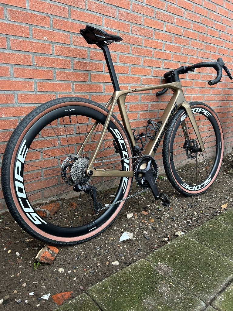 Bianchi impulso comp gravelbike, Carbon, Zo goed als nieuw, Meer dan 20 versnellingen, Schijfrem