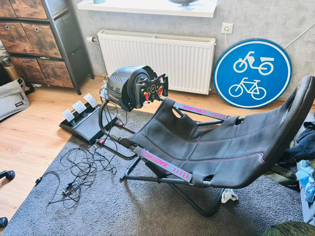 Playseat challenge met Thrustmaster t300 met acelith stuur, Spelcomputers en Games, Ophalen, Racestoel, PlayStation, Zo goed als nieuw