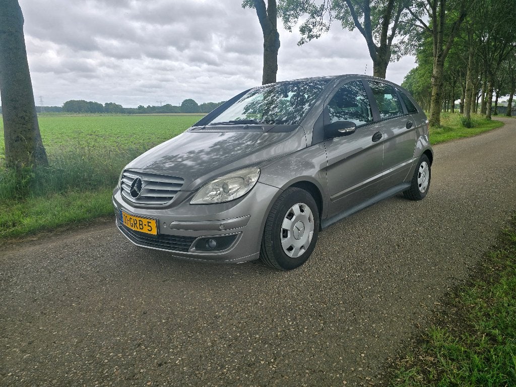 Mercedes-Benz B-Klasse 1.7 B170, Nieuwe APK., Auto's, Voorwielaandrijving, Zwart, 4 cilinders, Handgeschakeld