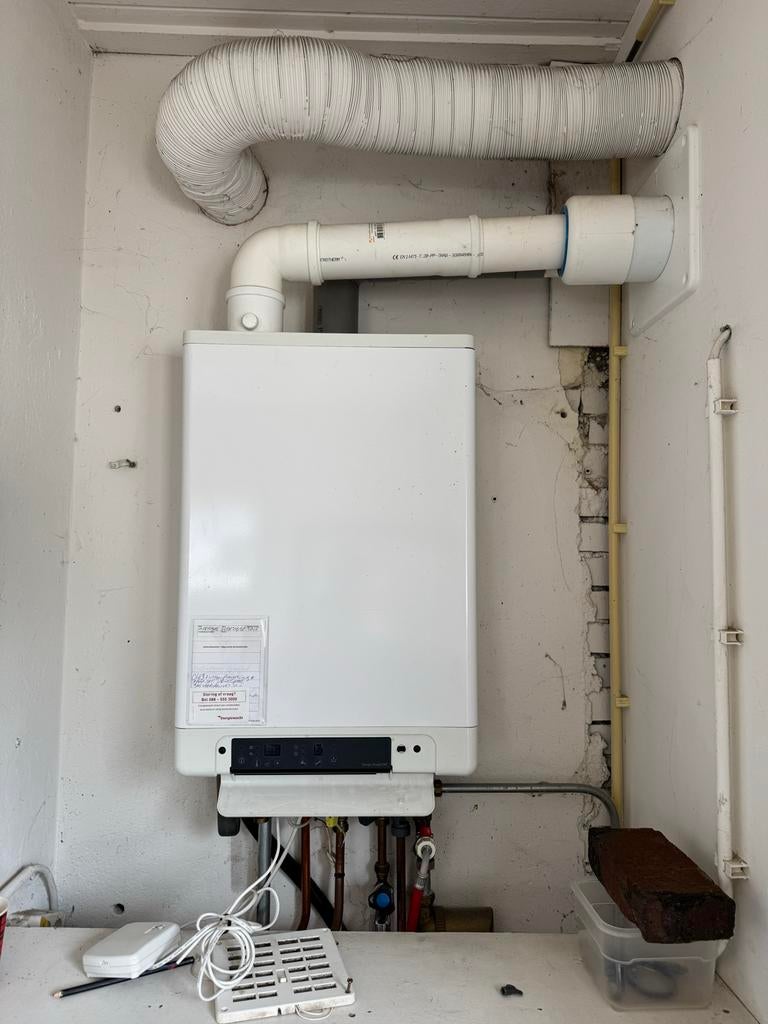 Intergas Kompakt HRE 28/24 A CV-ketel (2016), Ophalen, 30 tot 80 cm, Gebruikt, Cv-ketel of Combi-ketel