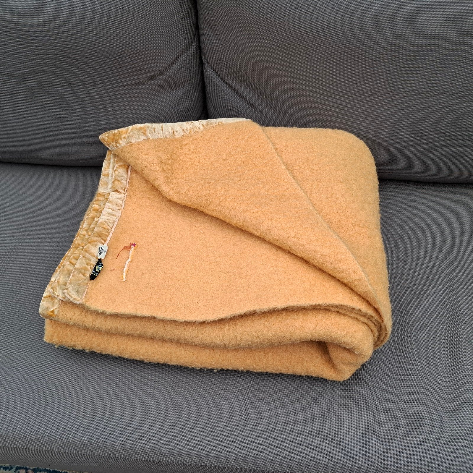 Retro wollen deken woonplaid woondeken plaid 210x160 cm, Gebruikt, Verzenden, Geel, Tweepersoons
