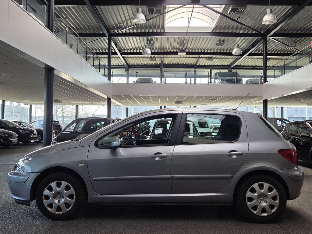 Peugeot 307 1.6-16V XS Premium (bj 2005), Auto's, Peugeot, Voorwielaandrijving, Gebruikt, 4 cilinders, 635 kg