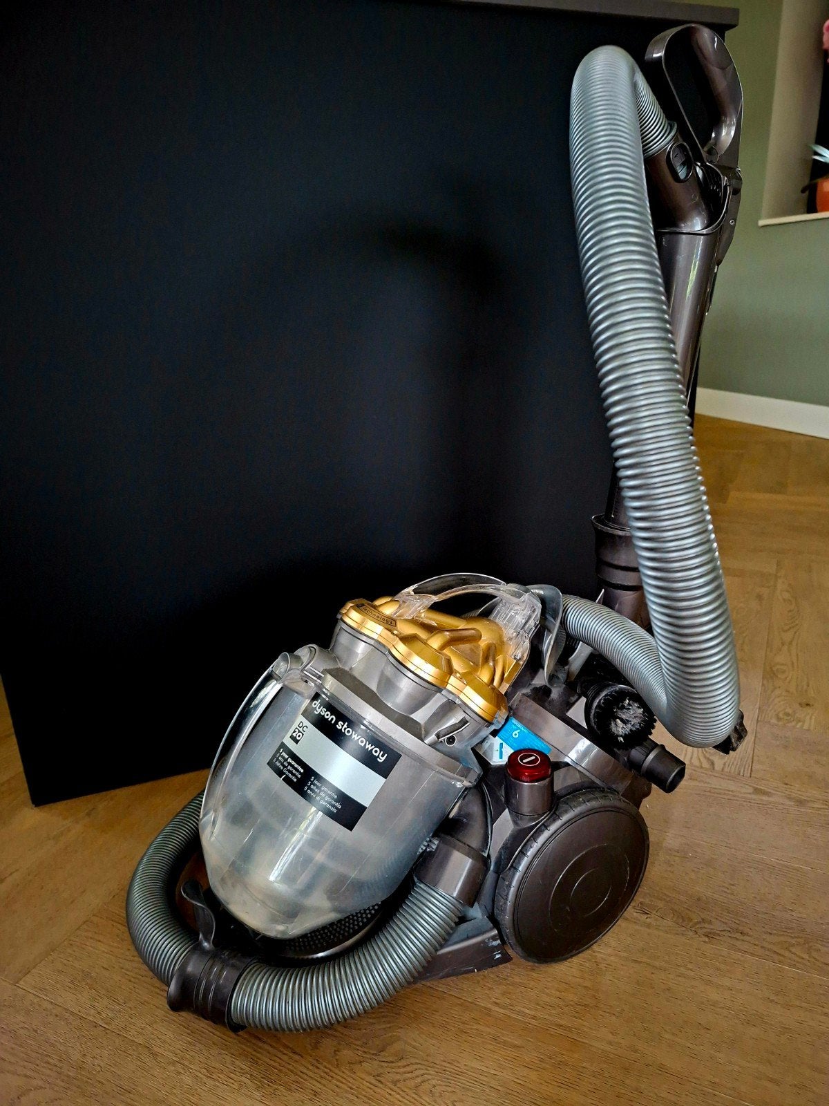 Dyson DC20 stofzuiger, Ophalen