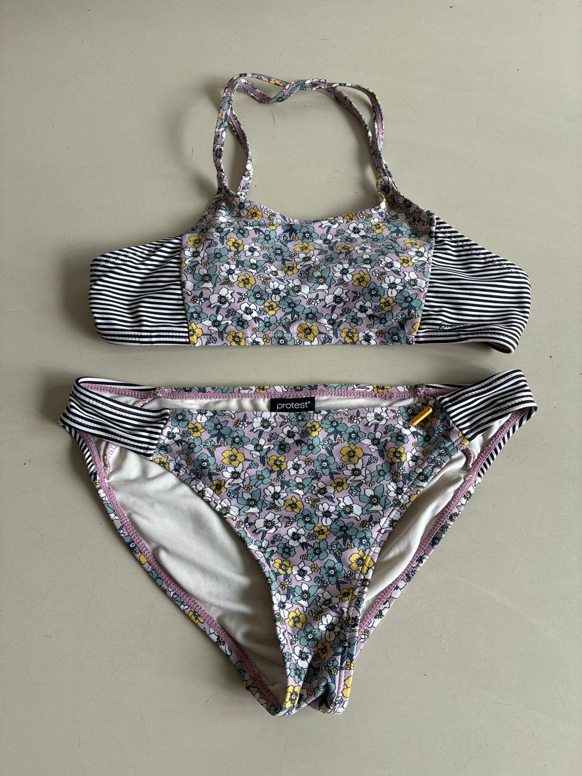 Protest bikini 176 met bloemenprint en strepen, Ophalen of Verzenden, Zo goed als nieuw, Meerkleurig, Bikini