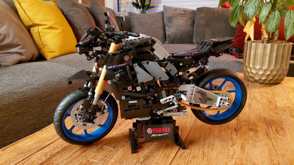 Yamaha MT-10 SP 42159 Lego, Ophalen, Zo goed als nieuw, Motor