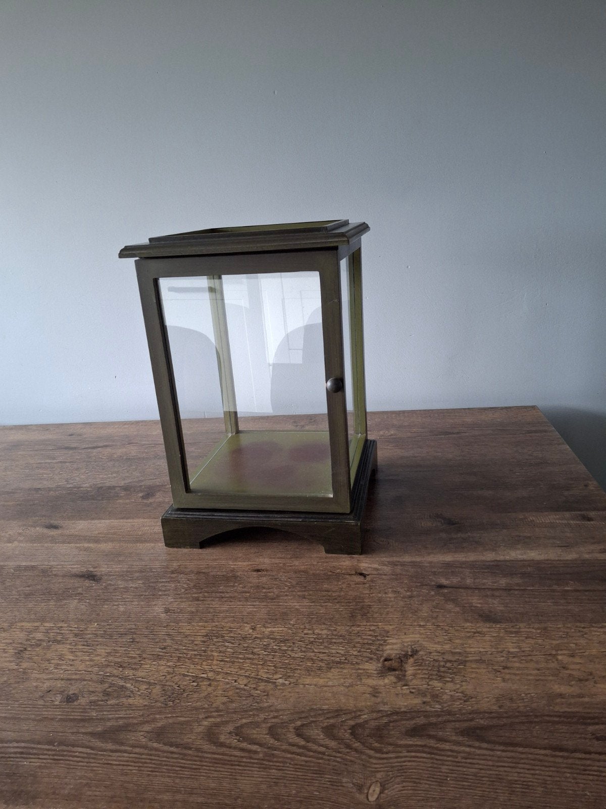 Windlicht met deurtje - Bruin hout en glas (36x24 cm), Ophalen of Verzenden, Gebruikt, Bruin, Hout