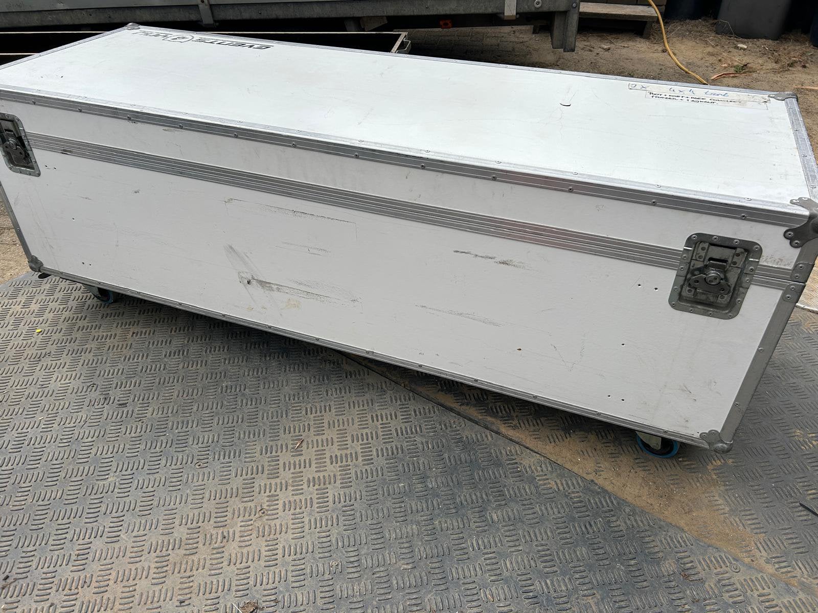 Flightcase groot wit, Muziek en Instrumenten, Behuizingen en Koffers, Ophalen, Gebruikt, Overige instrumenten, Flightcase