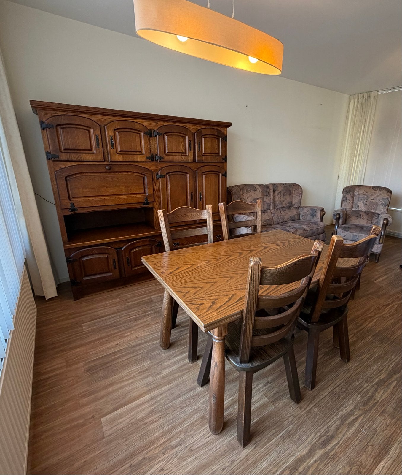 Eikenhouten Eetkamerset, Bankstel en Grote Kast, Ophalen, Gebruikt, Eikenhout, 200 cm of meer
