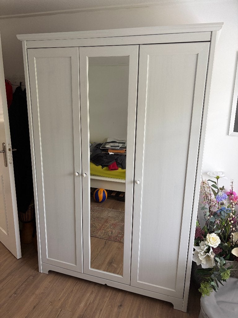 Kledingkast, hang/leg, 3 deurs, Ophalen, Met deur(en), 100 tot 150 cm, Modern strak