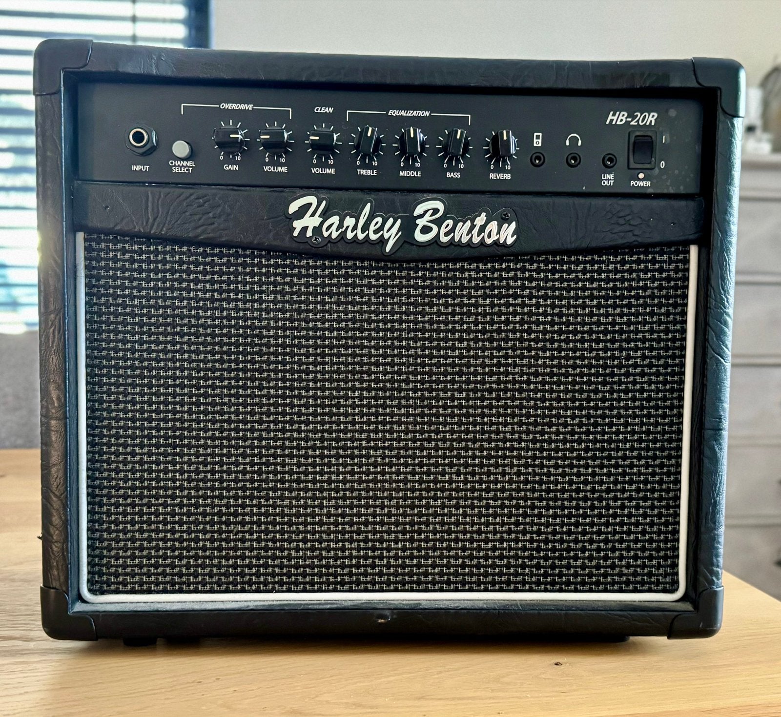 Harley Benton HB-20R Gitaarversterker, Muziek en Instrumenten, Versterkers | Bas en Gitaar, Ophalen, Gebruikt, Gitaar, Minder dan 50 watt