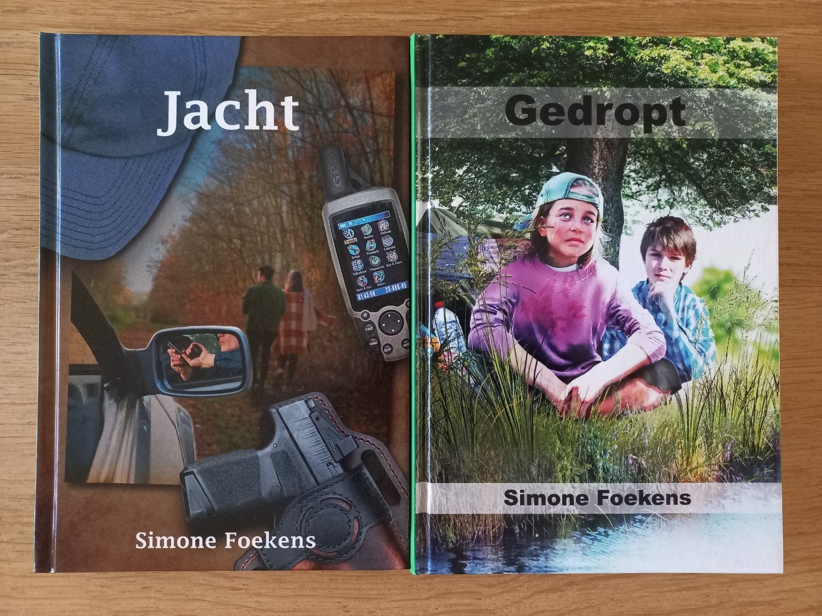 Jacht + Gedropt, Simone Foekens, spannend chr. NIEUW/ZGAN €6, Ophalen of Verzenden, Zo goed als nieuw