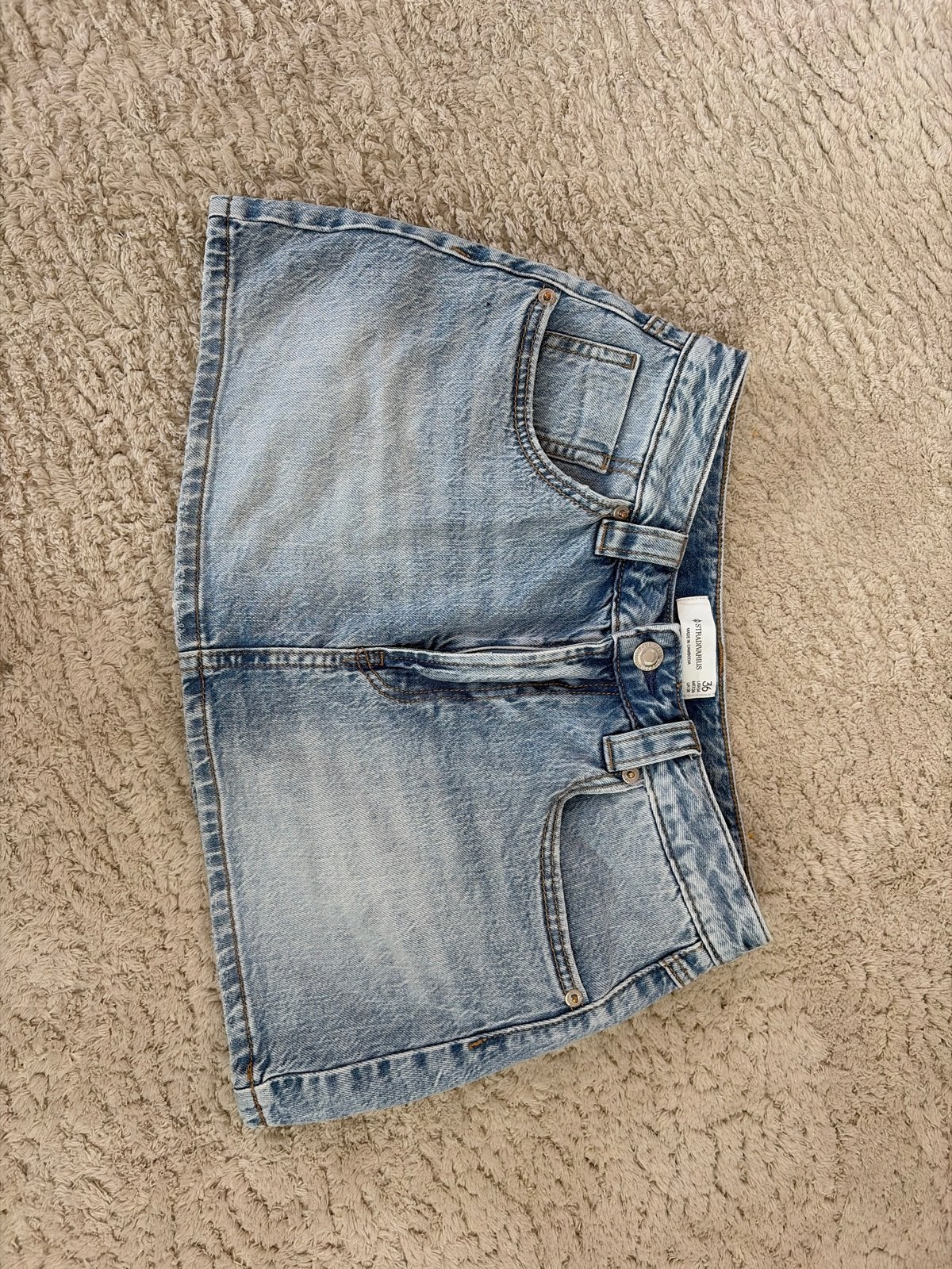 Stradivarius denim mini rok met broekje maat 36, Blauw, Ophalen of Verzenden, Zo goed als nieuw, Maat 36 (S)