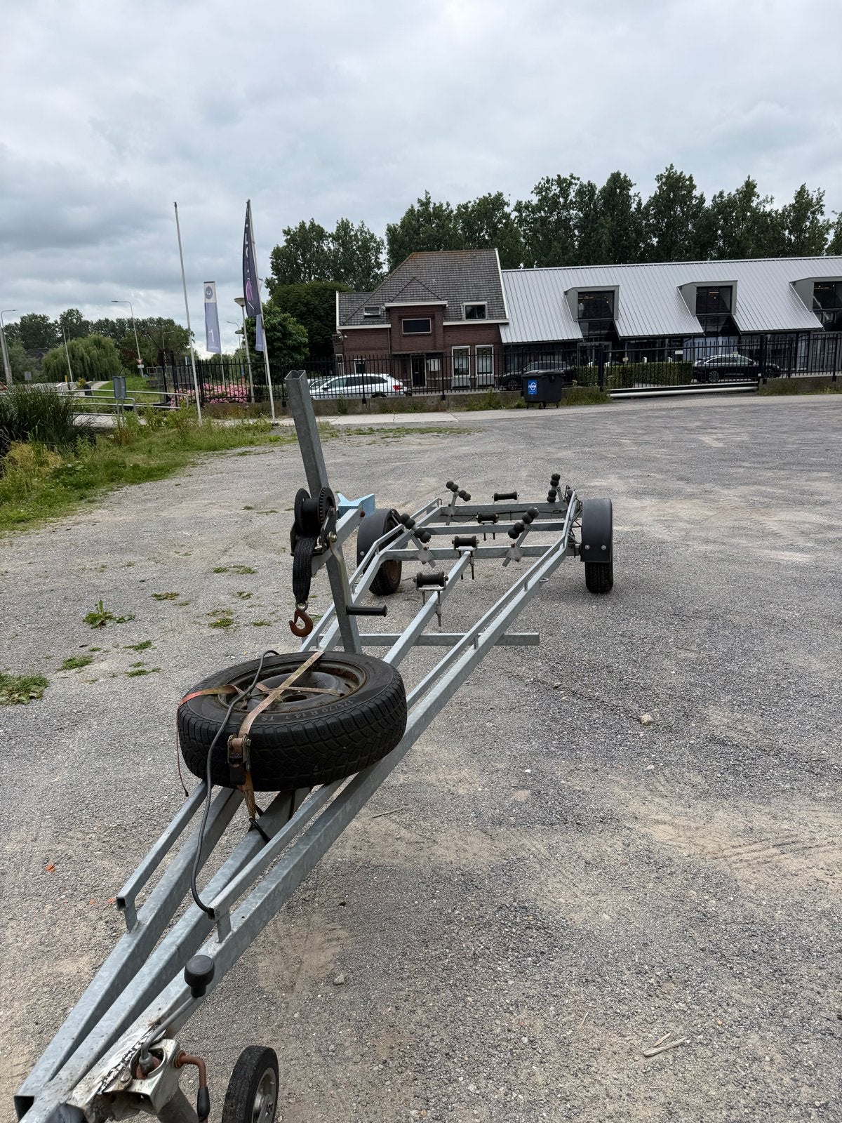 Geremde gegalvaniseerde boottrailer - Nette staat, Watersport en Boten, Boottrailers, Ophalen, Minder dan 1500 kg, Gebruikt, Sloepentrailer