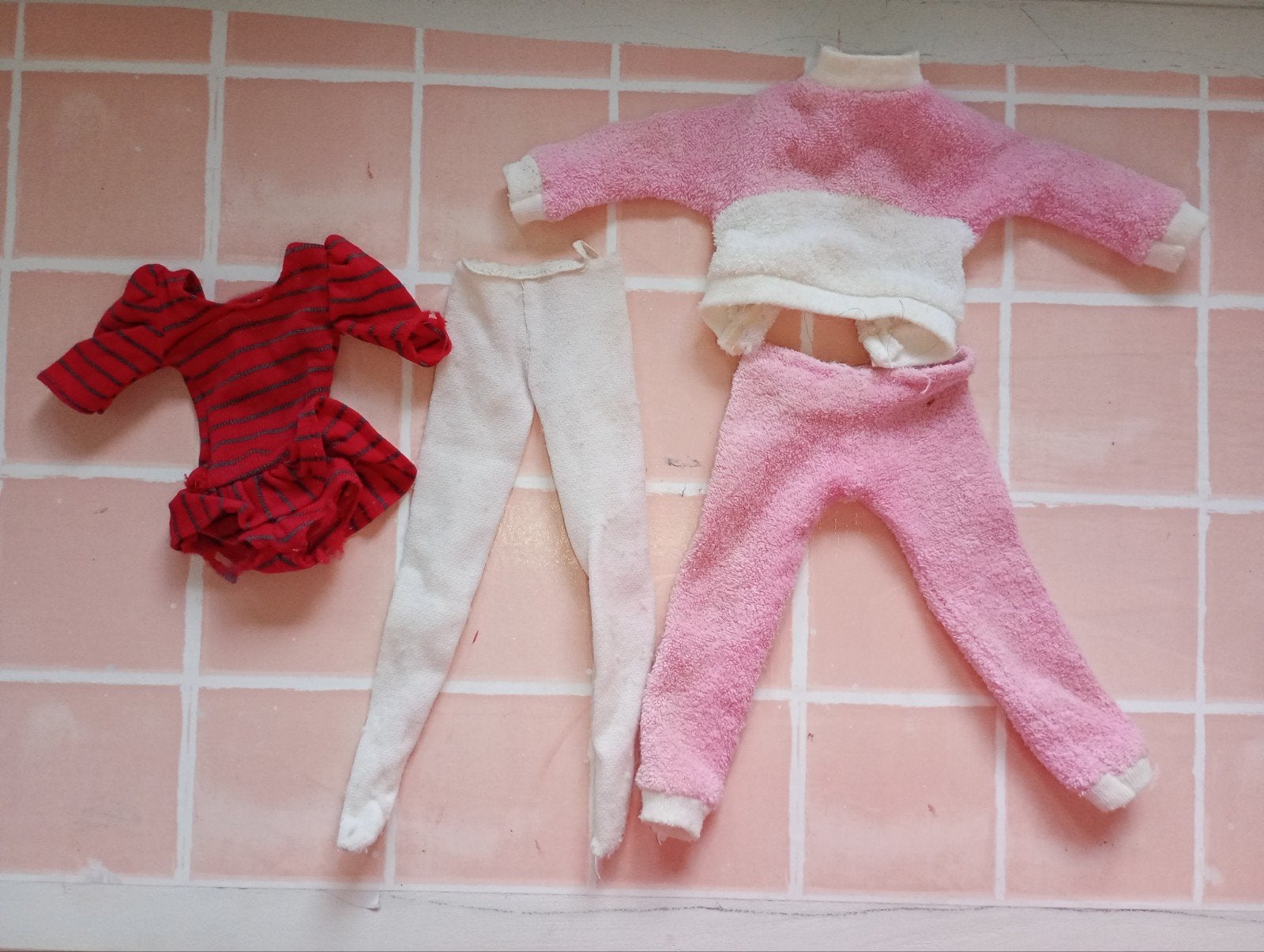 Oude Fleur kleertjes - Diverse poppenkleding, Kinderen en Baby's, Speelgoed | Poppen, Ophalen of Verzenden, Gebruikt, Overige typen