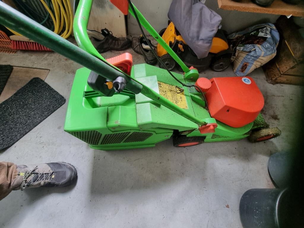 Grasmaaier gratis, Ophalen of Verzenden, Gebruikt