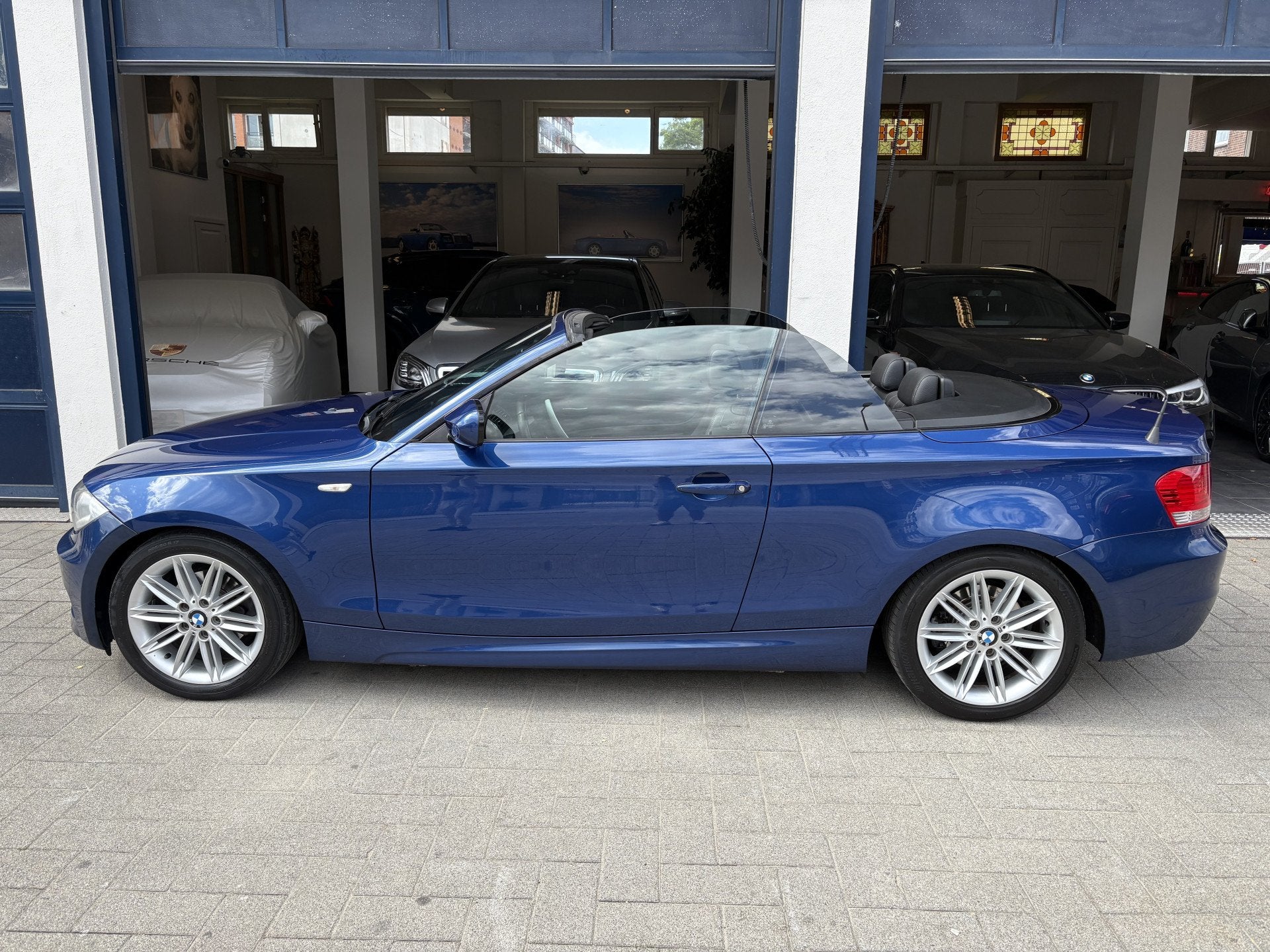 BMW 1 Serie Cabrio 118i M.High Executive M PAKKET/LEDER/NAVI, 1-Serie, Euro 5, Cabriolet, Handgeschakeld
