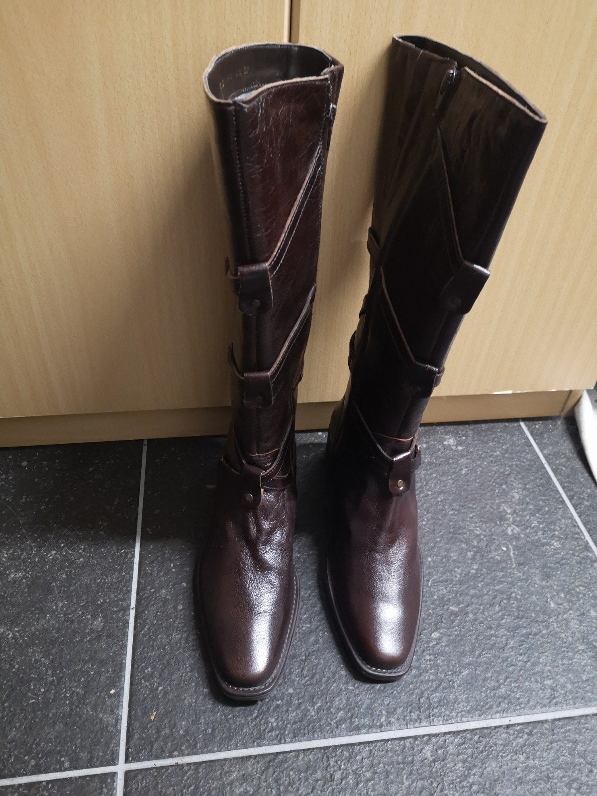 Nieuwe bruine JJ laarzen met gespjes - Maat 37, Kleding | Dames, Ophalen of Verzenden, Nieuw, Bruin, Hoge laarzen
