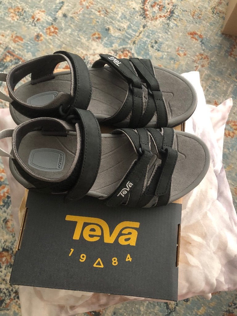 Nieuwe Teva leer 36/5, Zwart, Nieuw, Teva, Sandalen of Muiltjes