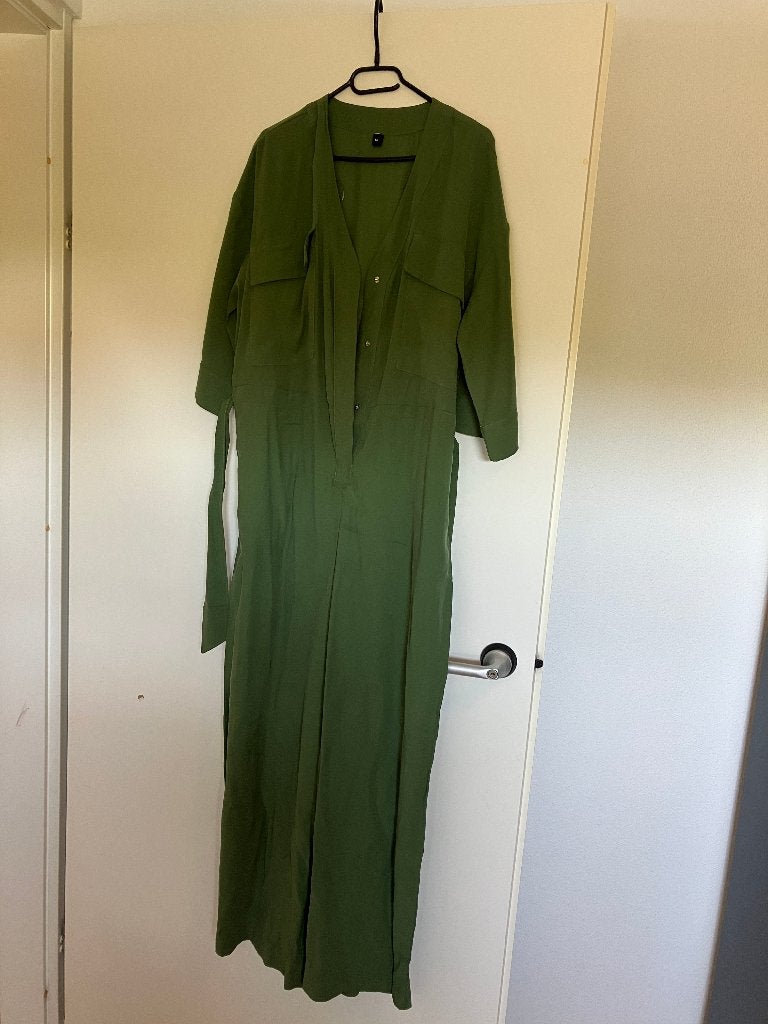 Jumpsuit groen maat M van HEMA, Kleding | Dames, Jumpsuits, Zo goed als nieuw, Hema, Groen, Ophalen