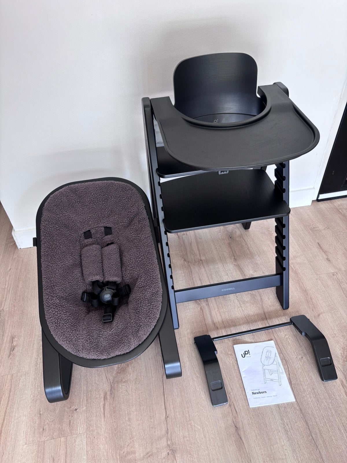 Kidsmill UP Kinderstoel met baby, newborn en wipstoel teddy