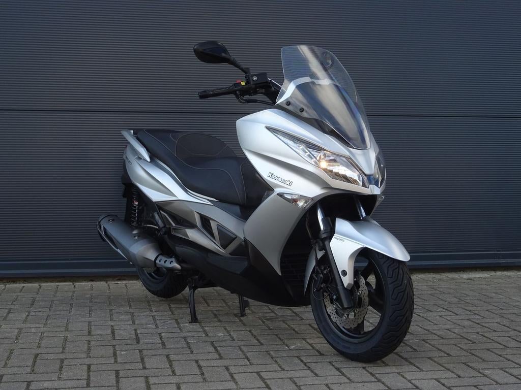 KAWASAKI J 300 2015 J300 A2 motorscooter 300cc, Motoren, 299 cc, Scooter, Bedrijf, Onbekend