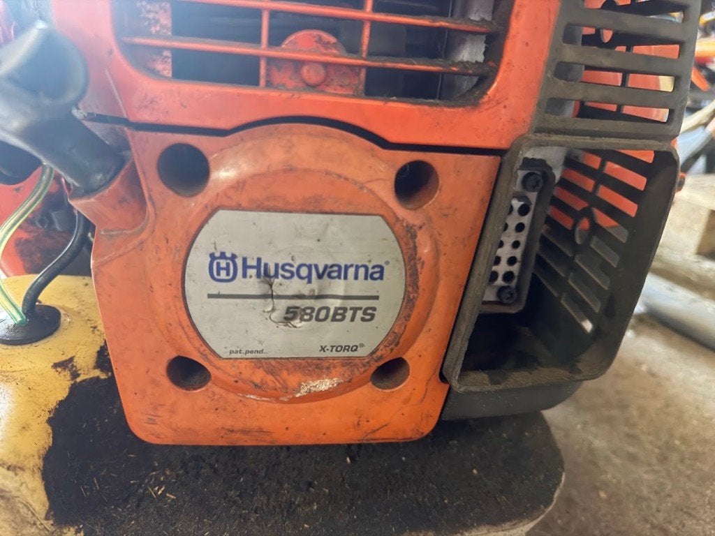 husqvarna 580BTS  bladblazer ruggedragen  vastloper, Tuin en Terras, Ophalen, Benzine, Gebruikt, Ruggedragen