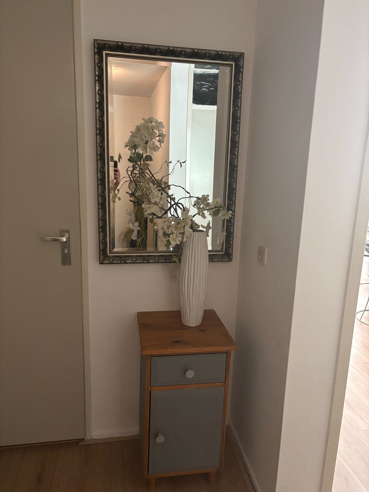 Sierlijke spiegel 63x93cm met barok lijst, Ophalen, Gebruikt, Minder dan 100 cm, Rechthoekig