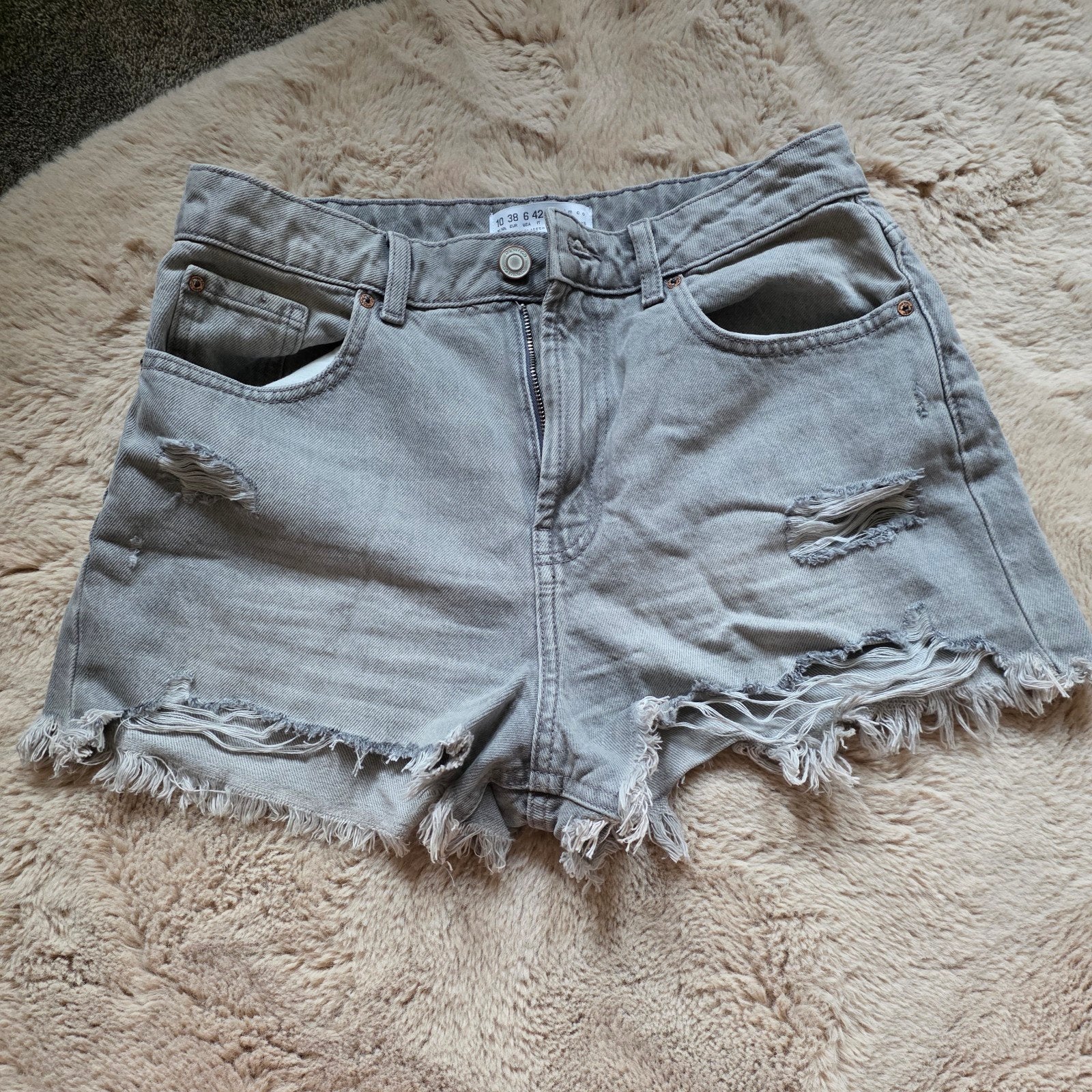 Grijze Korte Broek Maat 38, Ophalen of Verzenden, Maat 38/40 (M), Grijs, Kort