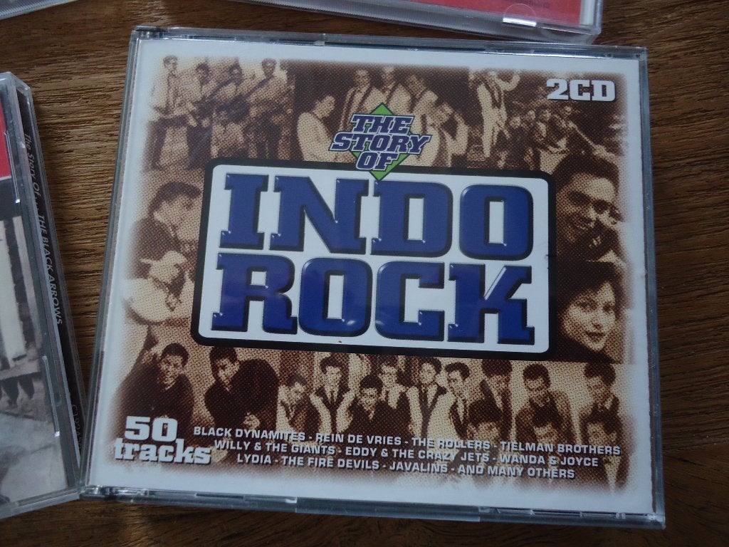 5 Cd's - originelen Indo Rock muziek met boekjes, Rock, Ophalen of Verzenden, Zo goed als nieuw, Inclusief boekje