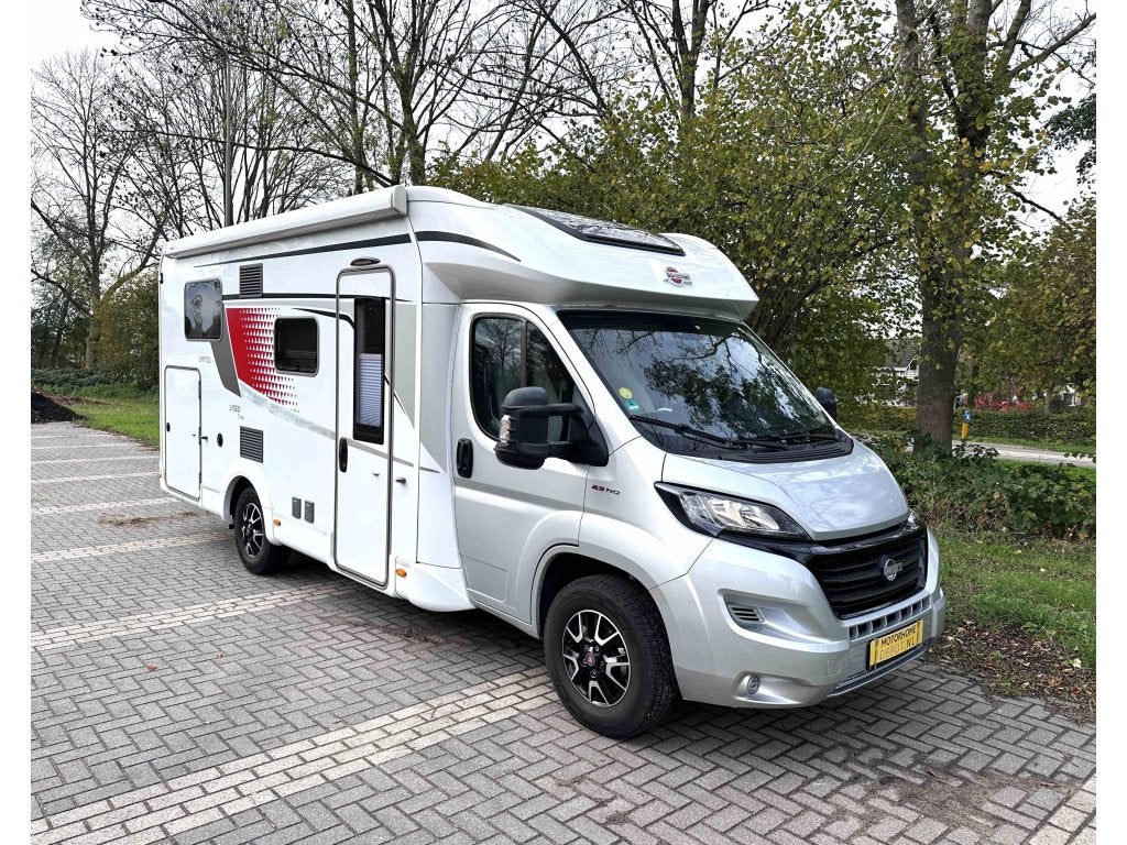 Bürstner Lyseo 690 T Limeted Edition, Caravans en Kamperen, 6 tot 7 meter, Bedrijf, Tot en met 3, Bürstner