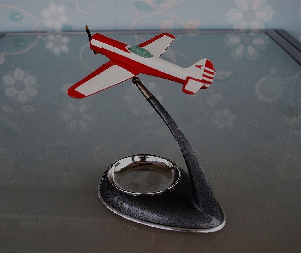 Vliegtuig 1946 Yakovlev Yak 18 Vintage Oude CCCP Model 1946, Ophalen
