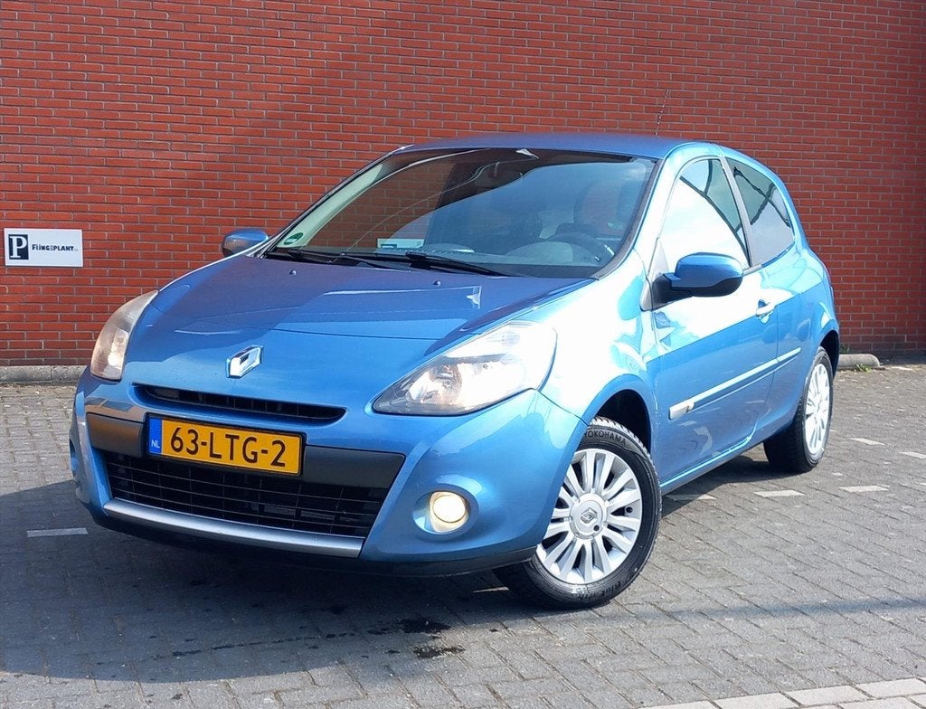 RENAULT Clio 1.2 55 KW3-DRS Collection Airco, Auto's, Renault, Voorwielaandrijving, Elektrische ramen, Gebruikt, Zwart