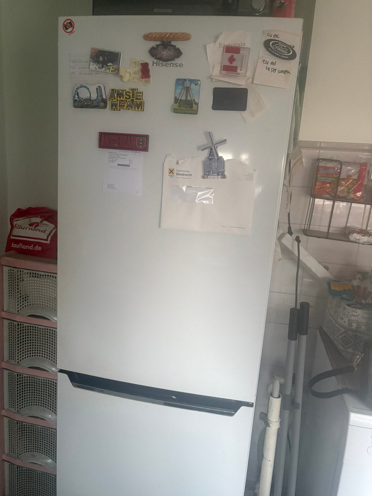 Hisense koelkast, 200 liter of meer, Ophalen, Zo goed als nieuw, 160 cm of meer
