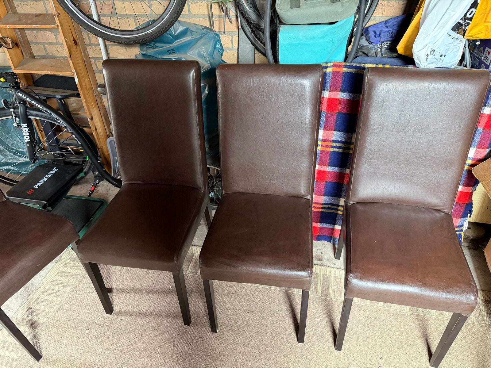 Gratis 4 eetkamerstoelen, Ophalen, Gebruikt, Bruin, Vier