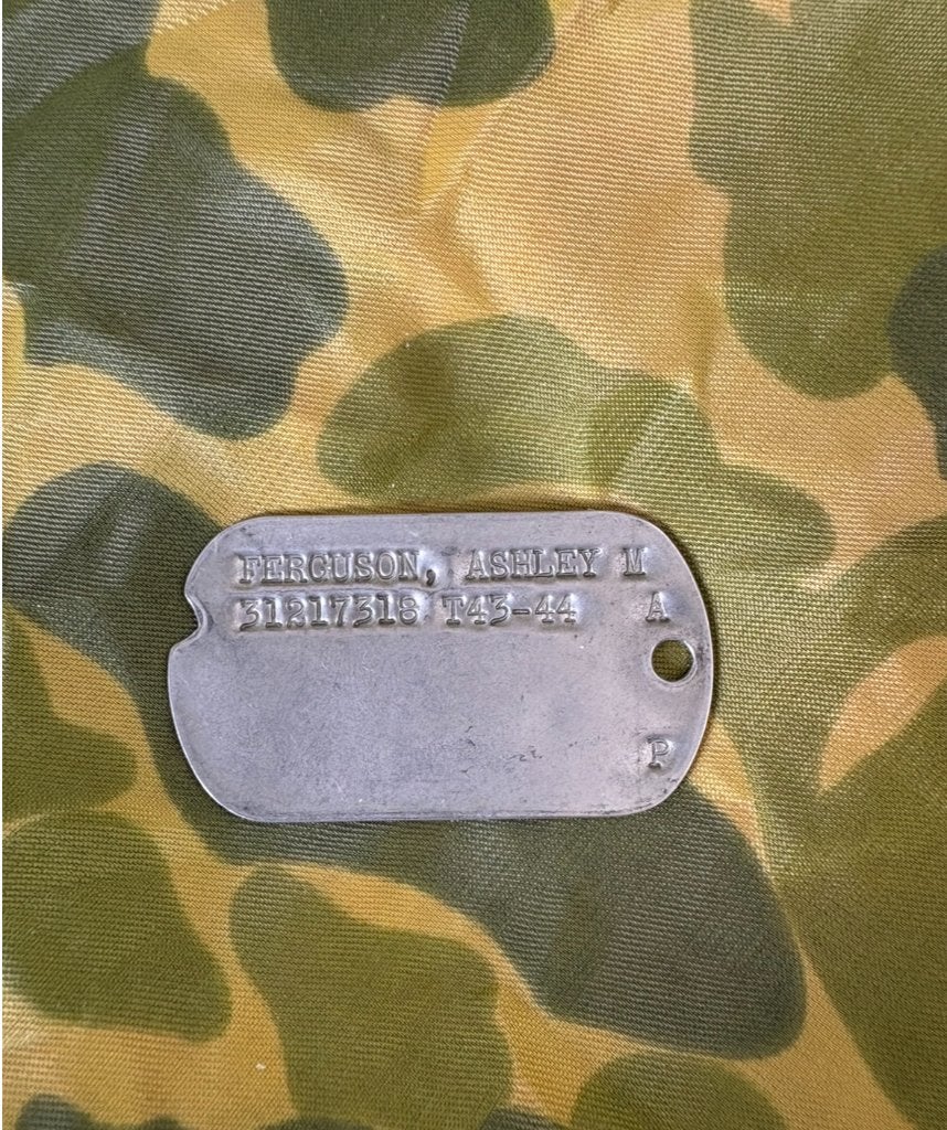Tweede wereldoorlog US Dogtag Ferguson Ashley M, Verzamelen, Militaria | Tweede Wereldoorlog, Ophalen of Verzenden, Landmacht