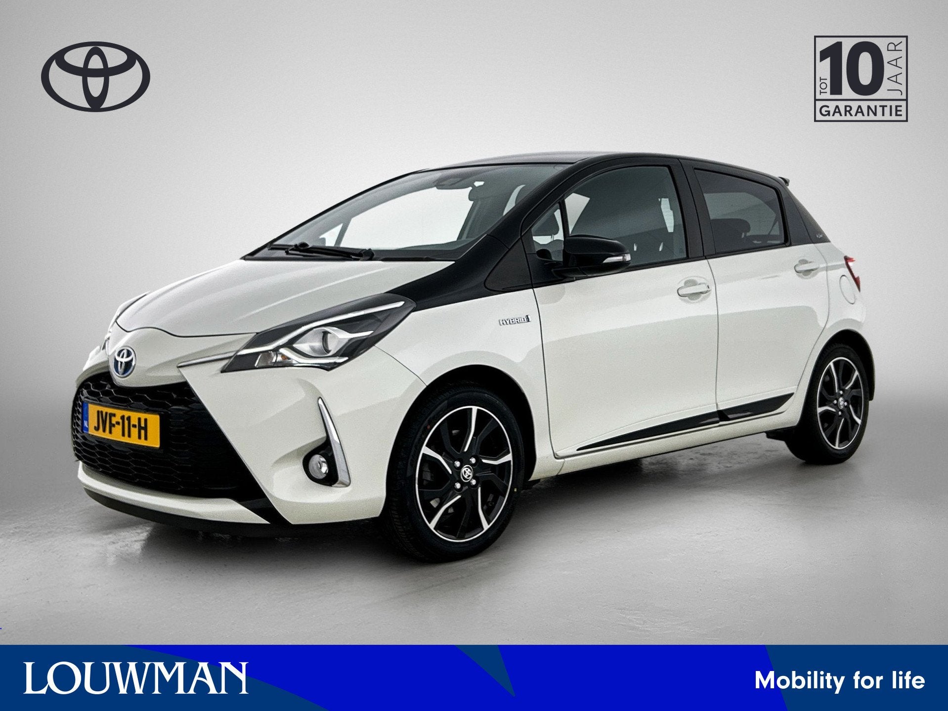 Toyota Yaris 1.5 Hybrid Bi-Tone | Carplay | Camera | 16" LMV, 12 maanden, Gebruikt, 4 cilinders, Wit