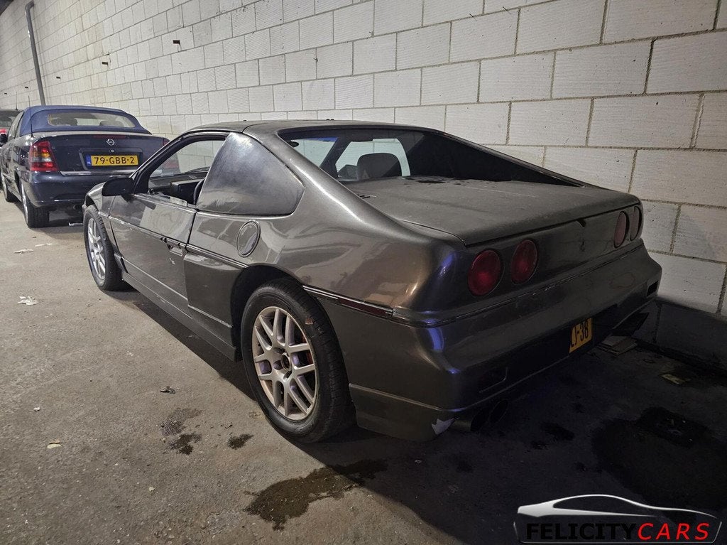 Pontiac Fiero 2.8 v6 replica look handbak, Auto's, Oldtimers, Achterwielaandrijving, Pontiac, Bedrijf, Handgeschakeld