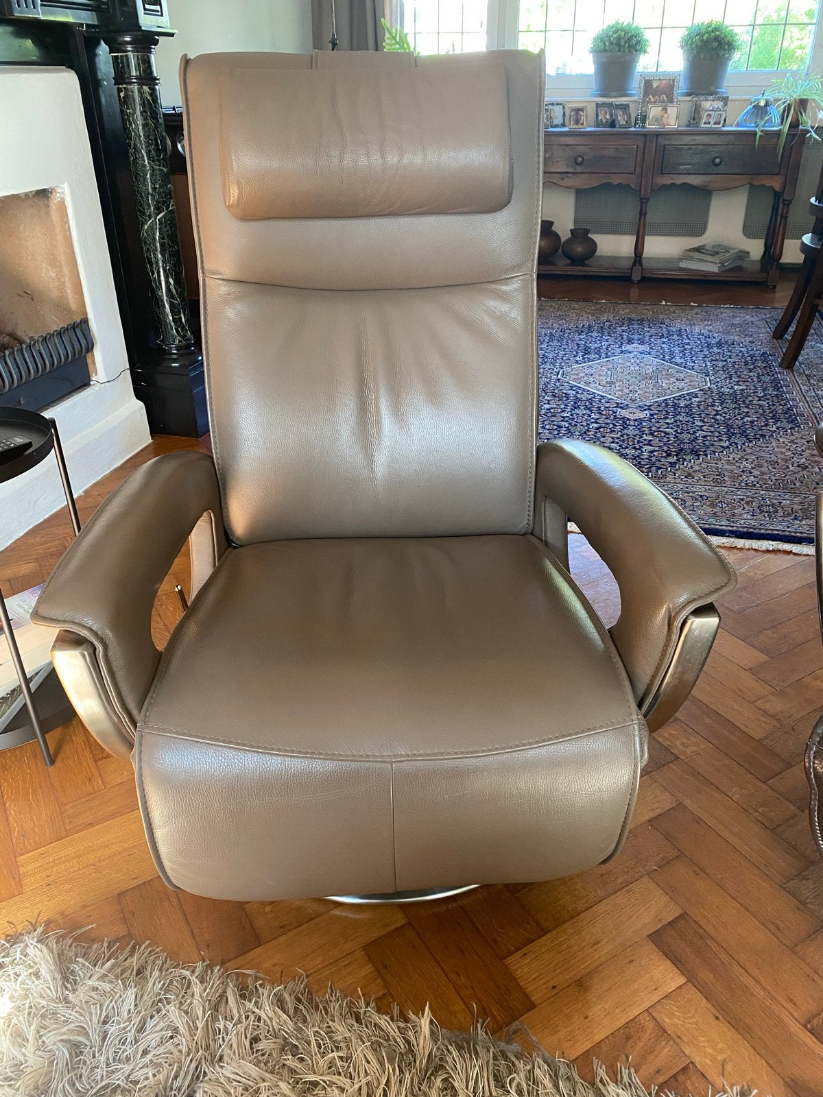 Prominent fauteuil in taupe leer, prima staat, Ophalen, Overige kleuren, Leer, Zo goed als nieuw